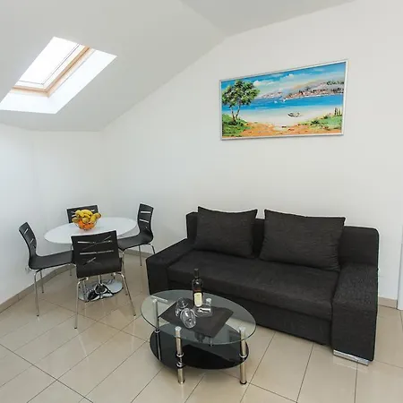 Little Paradise Apartman