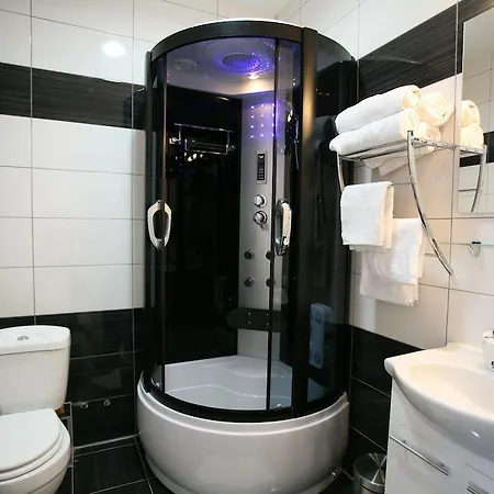Little Paradise Apartman *