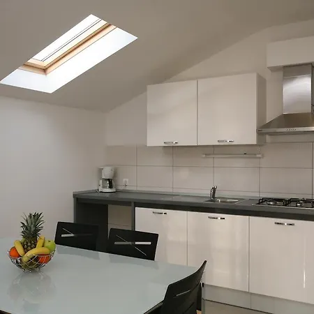 Διαμέρισμα Little Paradise *